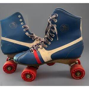 Vintage 1970s Fireball Outdoor Shoe Skates by Roller Derby Blue Size 6 - NICE!!